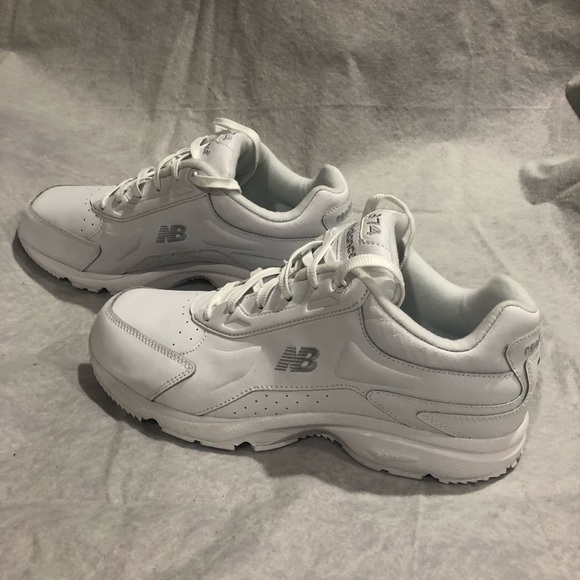 Men’s New Balance Sneakers - Picture 3 of 5